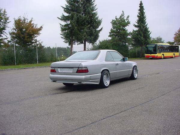 mercedes_benz_goeckel_sportauspuff_e-klasse-w124_duplex_alu-endrohre_50x19022007.jpg