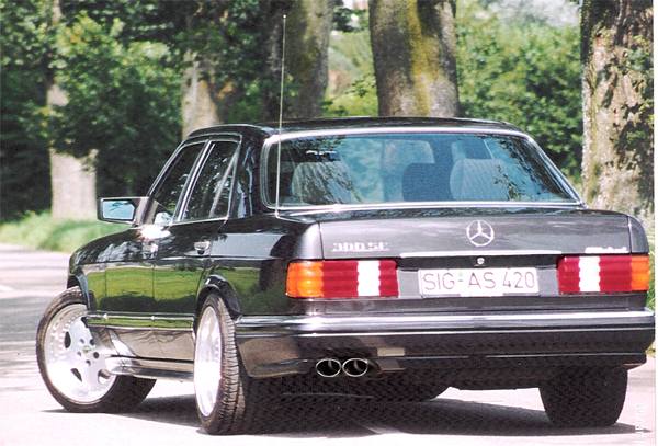 mercedes_benz_s-klasse_w126_goeckel_schraeg.jpg