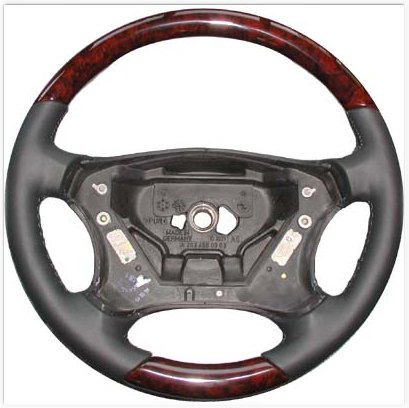mercedes_benz_lenkrad_holz_c-klasse_w203_230882xx00-1.jpg