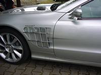 sport_kotfluegel_mercedes-benz_sl_r23072002.jpg