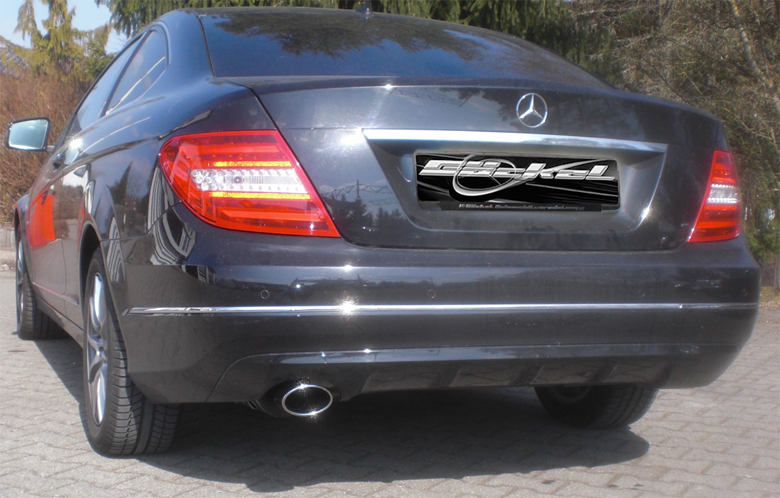 C W204 Sport Auspuff links
