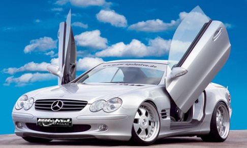 fluegeltueren_lambo-doors_beispiele_mercedes-benz_01.jpg