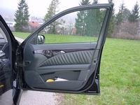 e-klasse_w211dsc00032.jpg