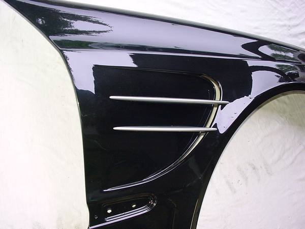 sport_kotfluegel_mercedes-benz_e-klasse_w21172002.jpg