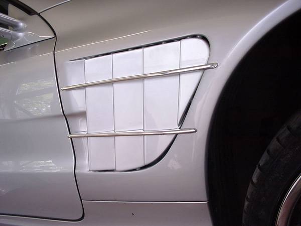 sport_kotfluegel_mercedes-benz_sl_r230492002.jpg