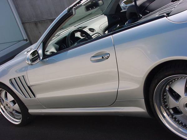 sport_kotfluegel_mercedes-benz_sl_r230702002.jpg