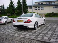 amg63_facelift_sl_r230_weiss_01.jpg