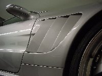 Sport_Kotfluegel_Mercedes-Benz_SL_R230282002.JPG