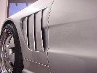 Sport_Kotfluegel_Mercedes-Benz_SL_R230662002.JPG